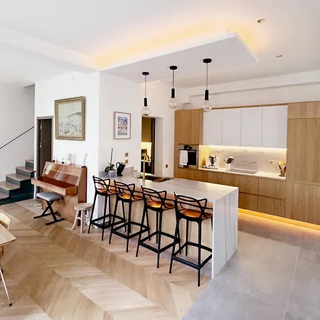 Maison Centre Vila Versailles